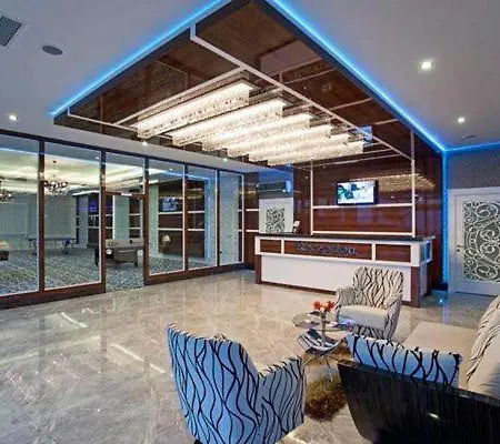 Carlijn Met Prive-zwembad, Veel Privacy En Panoramisch Uitzicht Op Zee, Op Luxe Szálloda Alanya